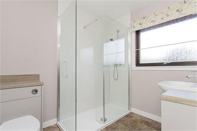 Labac, 1 St Ronan's Terrace, Innerleithen, EH44 6RB - image 11