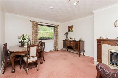 Labac, 1 St Ronan's Terrace, Innerleithen, EH44 6RB - image 6