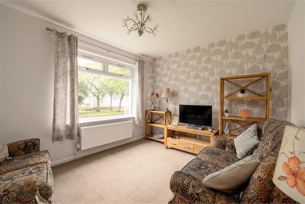 29/1 Howdenhall Court, Edinburgh, EH16 6UZ - image 3