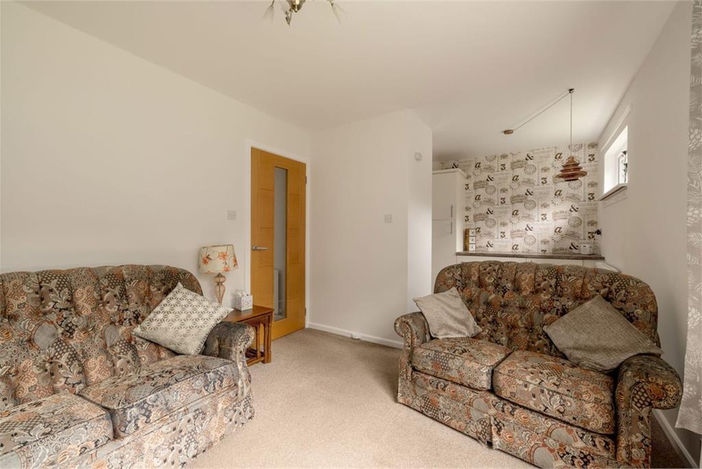 29/1 Howdenhall Court, Edinburgh, EH16 6UZ - image 4