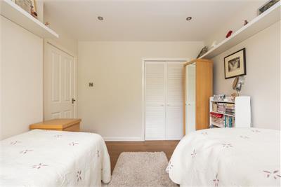 40 Barnton Park Gardens, Edinburgh, EH4 6HN - image 16