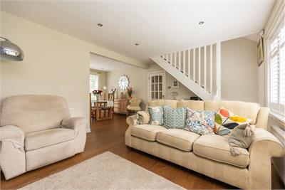 40 Barnton Park Gardens, Edinburgh, EH4 6HN - image 3