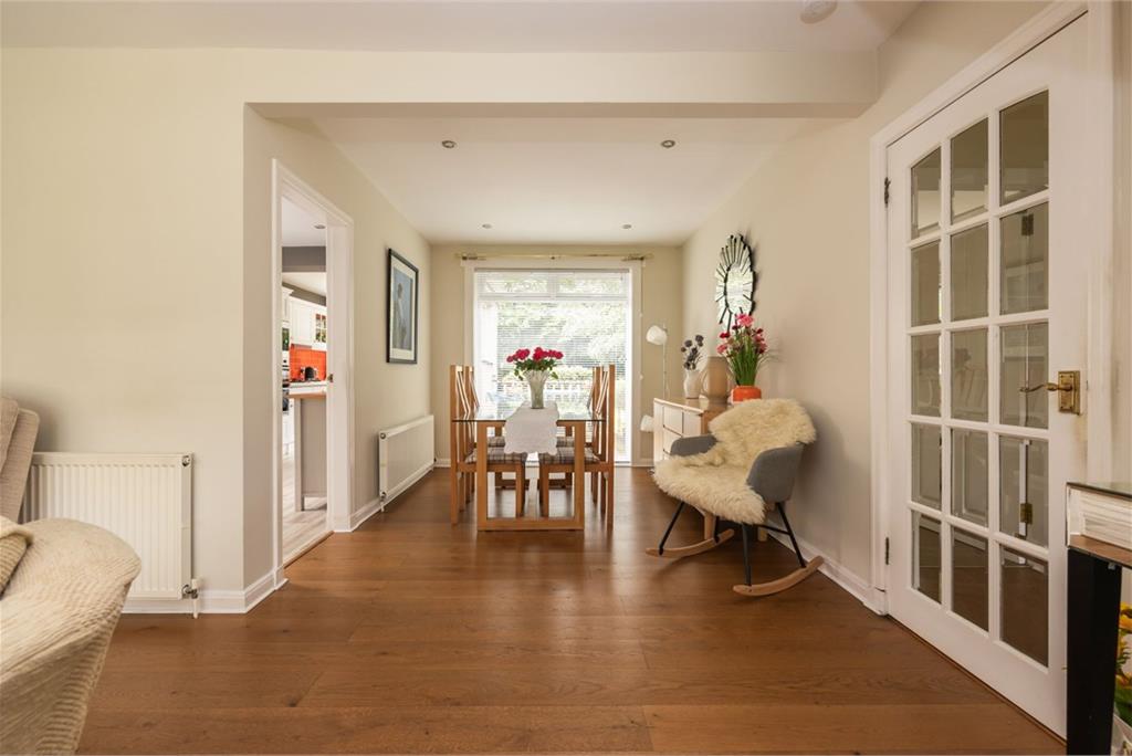 40 Barnton Park Gardens, Edinburgh, EH4 6HN - image 5