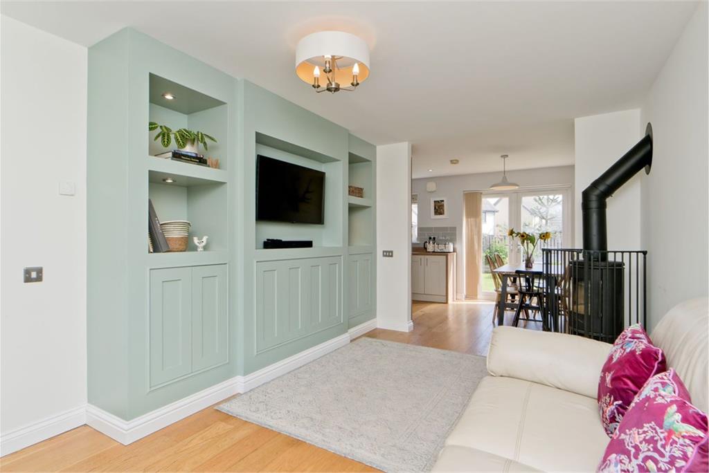 23 Craigengar Gate, West Linton, EH46 7JL - image 2