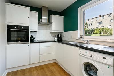 12/4 Duddingston Mills, Edinburgh, EH8 7TU - image 8