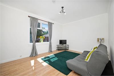 9 Colinton Mains Road, Colinton Mains, Edinburgh, EH13 9AP - image 5