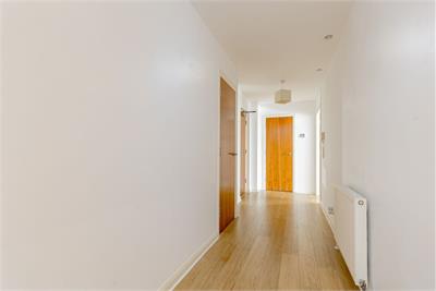 2/1 Portland Gardens, The Shore, Edinburgh, EH6 6NA - image 13