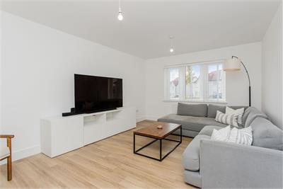 27 Dolomite Drive, Penicuik, Midlothian, EH26 0GQ - image 3