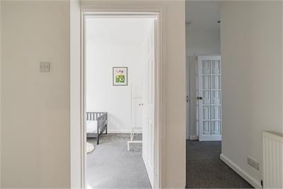 21 Parkgrove Street, Edinburgh, EH4 7NT - image 17