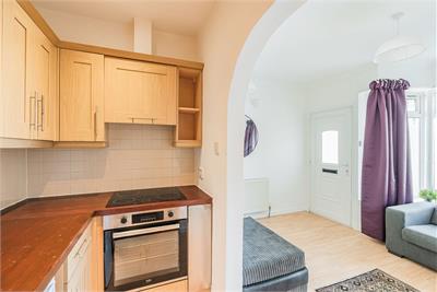 21 Parkgrove Street, Edinburgh, EH4 7NT - image 8