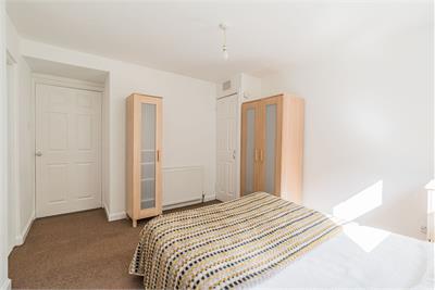 21 Parkgrove Street, Edinburgh, EH4 7NT - image 10