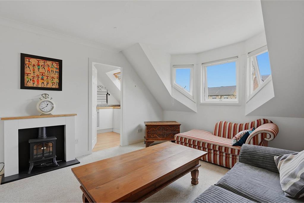 22F Hercus Loan, , Musselburgh, EH21 6AY - image 3