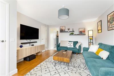 104 Charles Wilson Avenue, Roslin, EH25 9AR - image 3