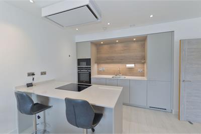 1/13 Shoemakers Square, Edinburgh, EH8 8FW - image 8