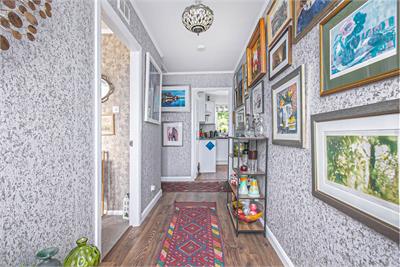 Brambling, 7 Argyll Place, Saline, KY12 9UW - image 3