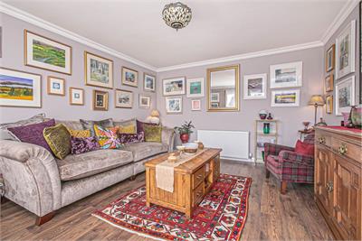 Brambling, 7 Argyll Place, Saline, KY12 9UW - image 7