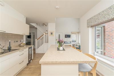 8 Tansy Street, Currie, EH14 6AZ - image 12