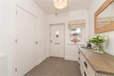 8 Tansy Street, Currie, EH14 6AZ - image 15