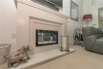 8 Tansy Street, Currie, EH14 6AZ - image 5