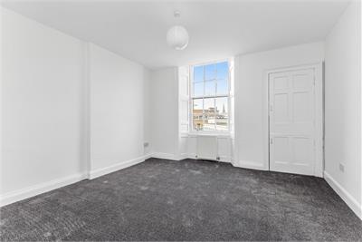 19 (2f), South Street, Dalkeith, Midlothian, EH22 1AH - image 5