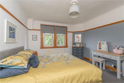 6/6 Hawkhill Avenue,
Edinburgh,
EH7 6BX - image 9