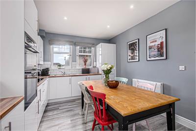 Flat M 12 Fulmar Drive, Dunfermline, KY11 8JY - image 8