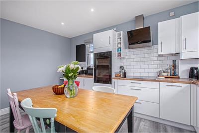 Flat M 12 Fulmar Drive, Dunfermline, KY11 8JY - image 9