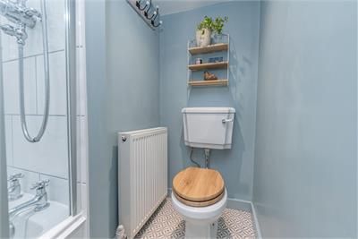 17 Rosevale Place,
Edinburgh,
EH6 8AP - image 16