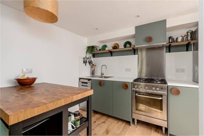 138/6 Calton Road, Edinburgh, EH8 8DP - image 10