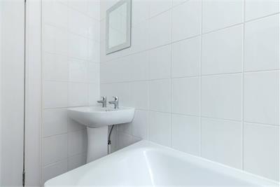 127 (3F3) Bruntsfield Place, Edinburgh, EH10 4EQ - image 12