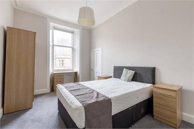 127 (3F3) Bruntsfield Place, Edinburgh, EH10 4EQ - image 13