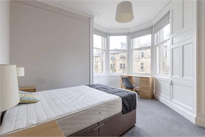 127 (3F3) Bruntsfield Place, Edinburgh, EH10 4EQ - image 8