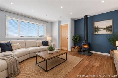 3 The Ness, Torryburn, Dunfermline, KY12 8LR - image 2