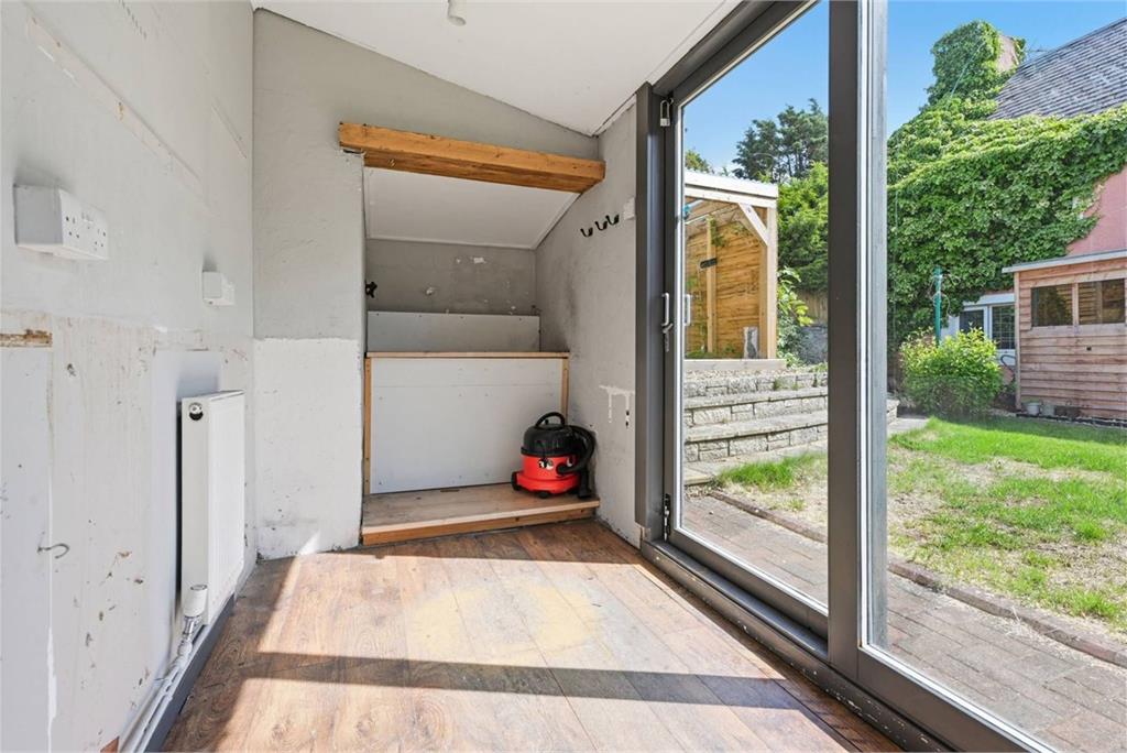 3 The Ness, Torryburn, Dunfermline, KY12 8LR - image 20