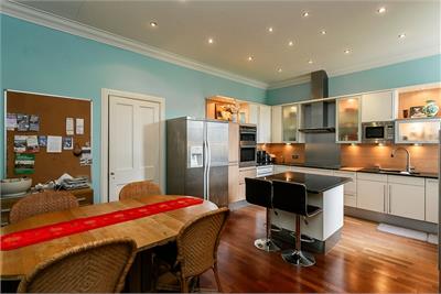 17/2 Cornwall Street, Edinburgh, EH1 2EQ - image 10