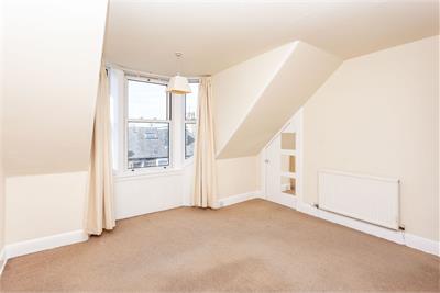 31 Summerfield Place,
Edinburgh,
EH6 8BA - image 11