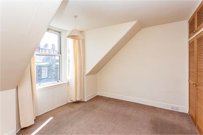31 Summerfield Place,
Edinburgh,
EH6 8BA - image 12