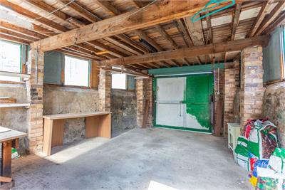 31 Summerfield Place,
Edinburgh,
EH6 8BA - image 16