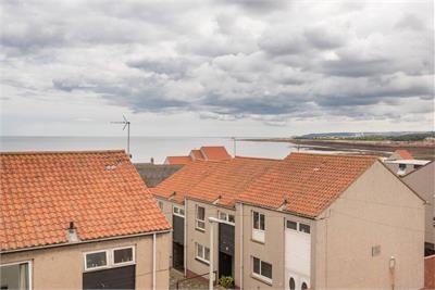 30A Castle Street, Dunbar, EH42 1EY - image 2