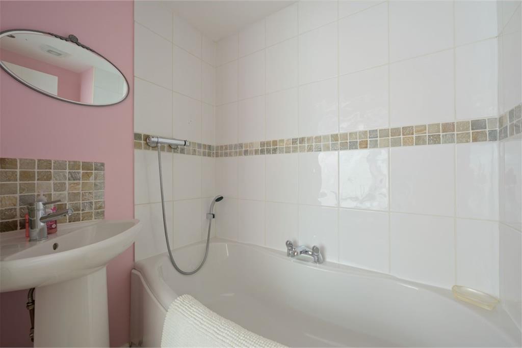 Lower Neuk, Low Causeway, Culross, KY12 8HL - image 15