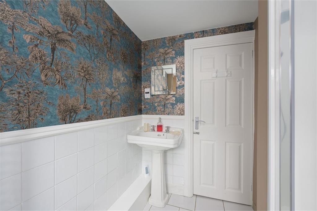 Lower Neuk, Low Causeway, Culross, KY12 8HL - image 18