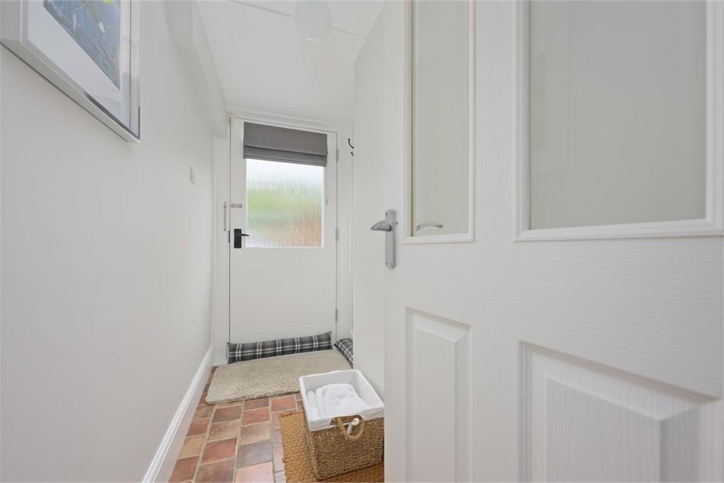 Lower Neuk, Low Causeway, Culross, KY12 8HL - image 27