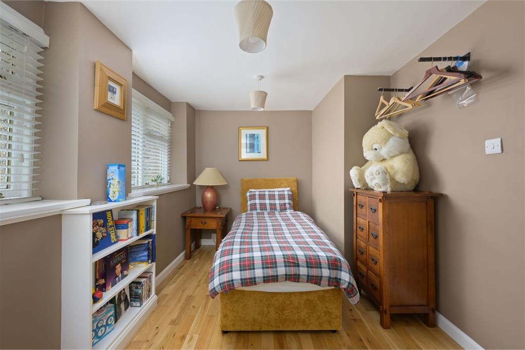 Lower Neuk, Low Causeway, Culross, KY12 8HL - image 34