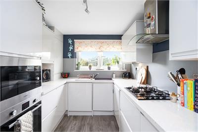 14/6 Meadowfield Drive, Duddingston, Edinburgh, EH8 7NZ - image 6