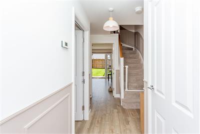 32 Mauseley Park, Edinburgh, EH4 8FB - image 7
