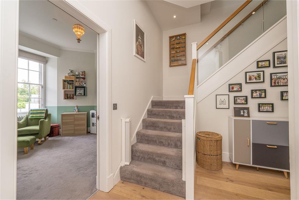 Flat 2,
16a Minto Street,
Edinburgh,
EH9 1RQ - image 12
