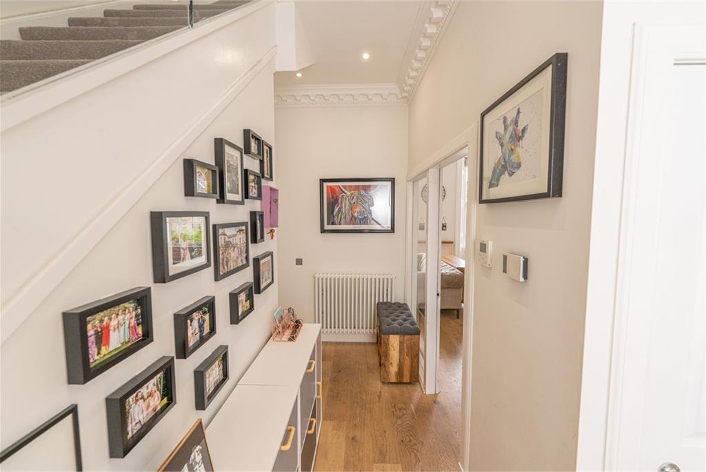 Flat 2,
16a Minto Street,
Edinburgh,
EH9 1RQ - image 13