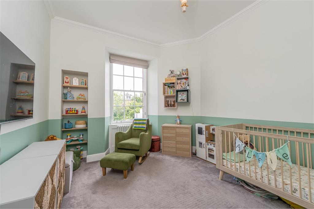 Flat 2,
16a Minto Street,
Edinburgh,
EH9 1RQ - image 14