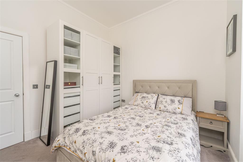 Flat 2,
16a Minto Street,
Edinburgh,
EH9 1RQ - image 18
