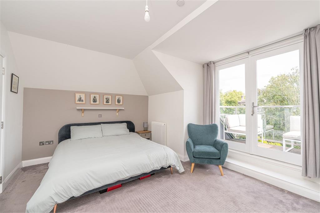 Flat 2,
16a Minto Street,
Edinburgh,
EH9 1RQ - image 3